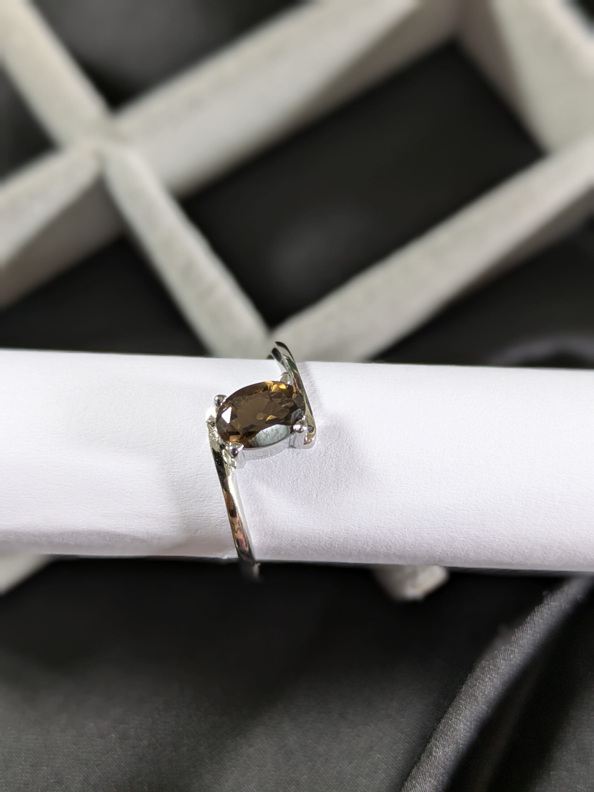 Smoky Quartz Silver Ring – Strength, Stability & Grounded Energy - Image 4
