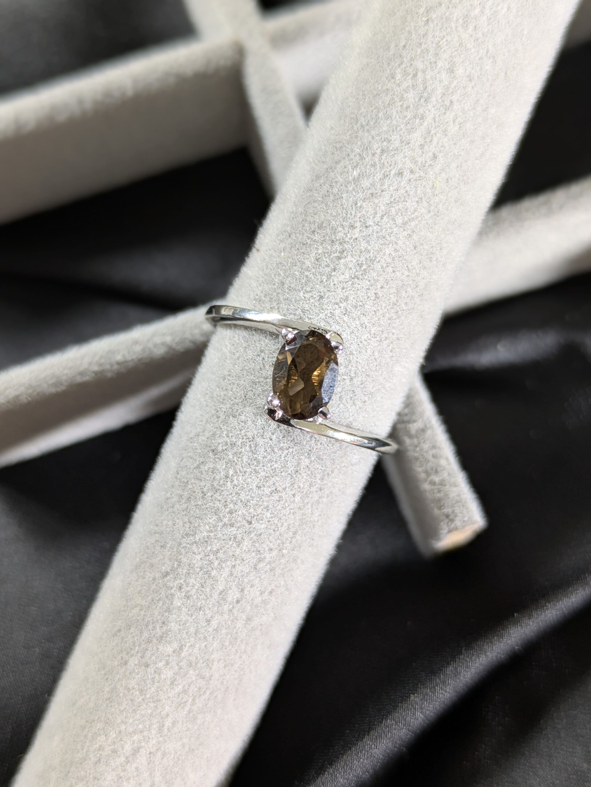 Smoky Quartz Silver Ring – Strength, Stability & Grounded Energy - Image 2