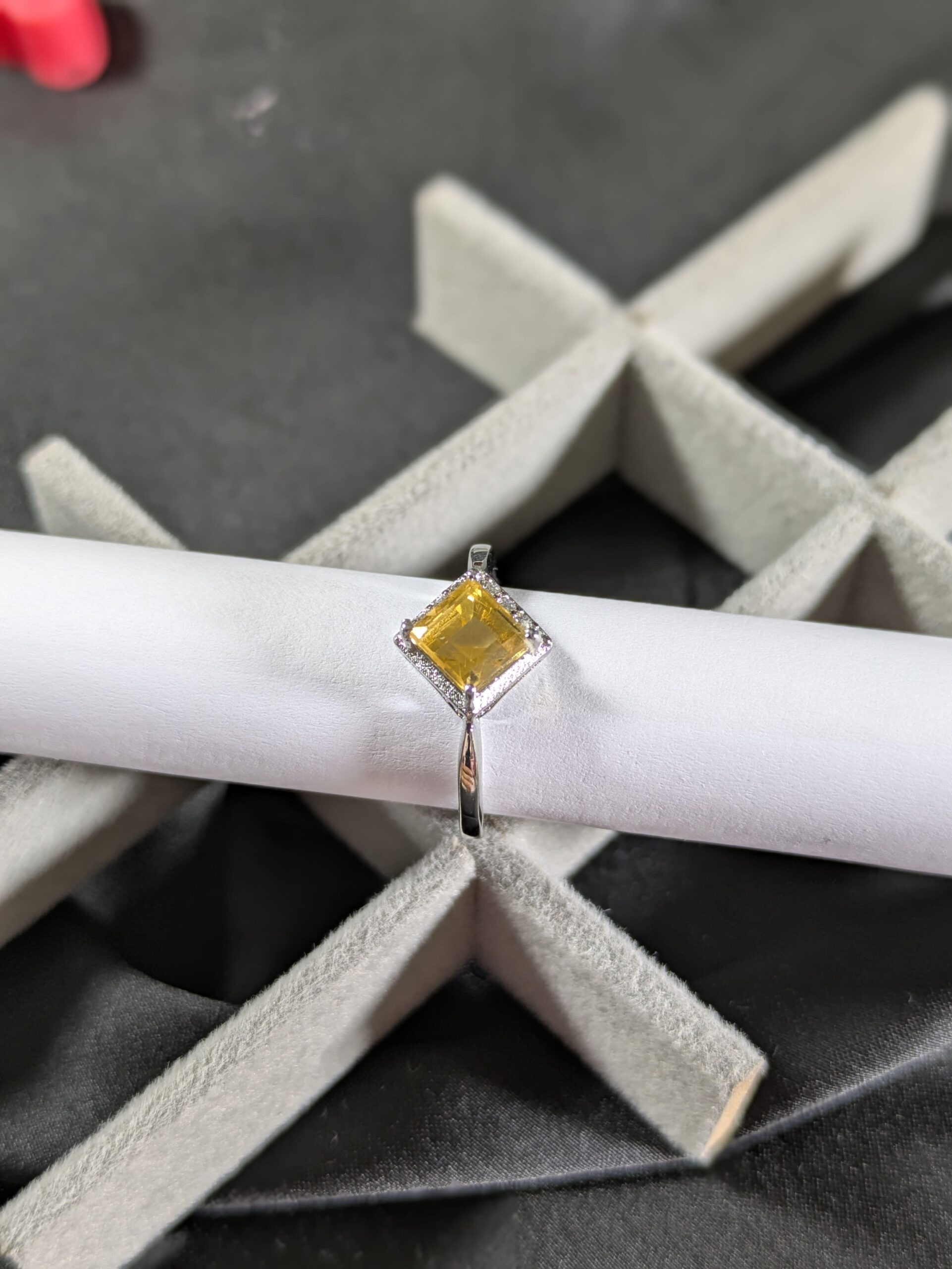 Sun Aura Citrine Zircon Ring – Radiance of Prosperity - Image 4