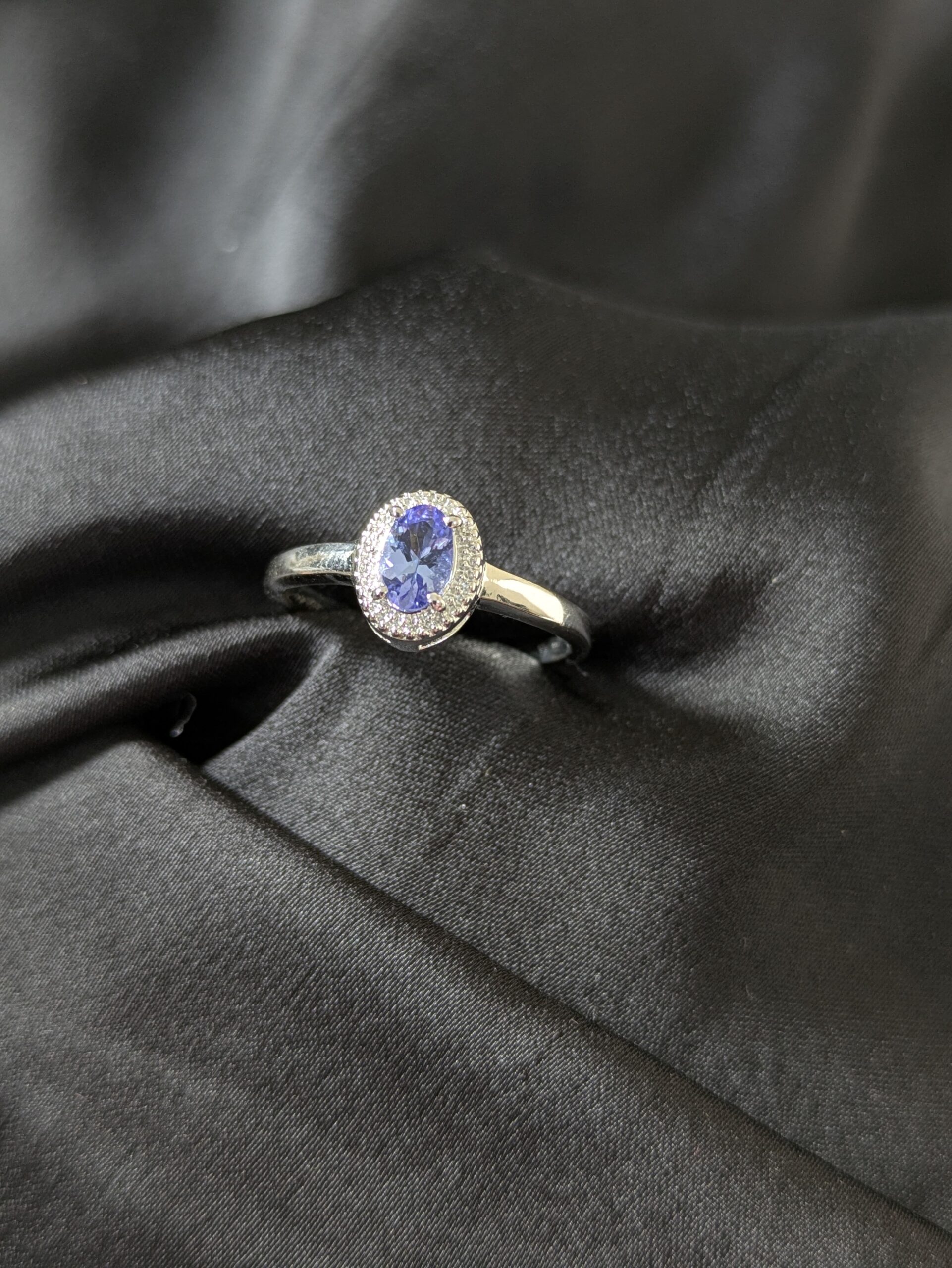 Tanzanite Silver Ring – Intuition, Calmness & Timeless Charm - Image 7